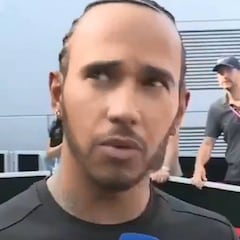 Hamilton presenció el choque atendiendo a la prensa: "¡Ay,ay!