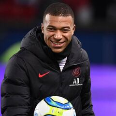 El PSG acelera para cerrar la renovación de Mbappé