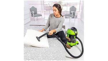 Encontramos una aspiradora de líquidos y sólidos Cecotec con un 56% de descuento