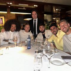 El Rayo celebra la permanencia con una cena