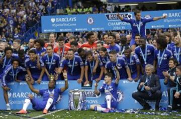 El Chelsea celebró su título de campeón de la Premier League. 