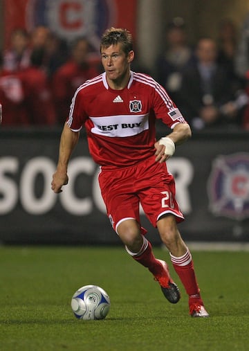 Brian McBride salió del Columbus Crew en 2004 para llegar al Fulham.
