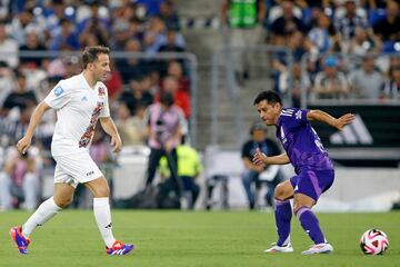 Alessandro Del Piero ante Francisco Rodríguez.