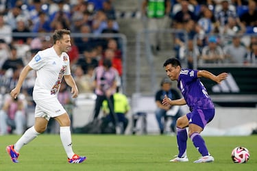 Alessandro Del Piero ante Francisco Rodríguez.