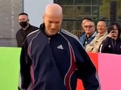 ¡Impresionante Zidane a sus 53 años! El vídeo regateando a todo el que se acerca que se ha hecho viral