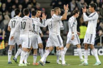 Los jugadores del Real Madrid celebran el gol de Cristiano Ronaldo.