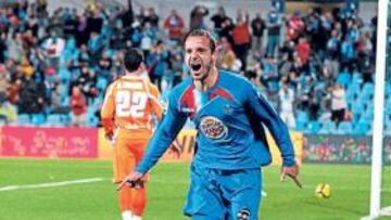 <b>EN RACHA. </b>Soldado celebra uno de sus tres goles en el Coliseum.
