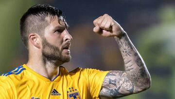 En menos de la mitad de los juegos el francés ya alcanzó el registro goleador de Oribe Peralta en fases finales.