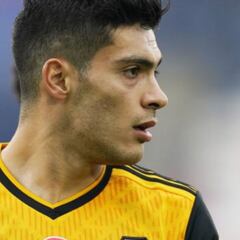 Conor Coady - "The entire team speaks daily with Raúl Jiménez"