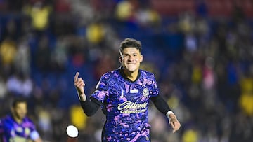 Illian Hernandez celebrates his goal 2-0 of America during the 12th round match between America and Santos as part of the Liga BBVA MX, Torneo Apertura 2024 at Ciudad de los Deportes Stadium on October 19, 2024 in Mexico City, Mexico.