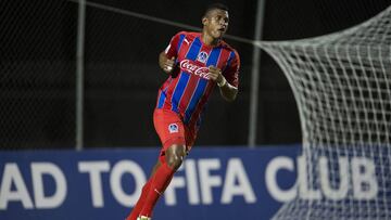 Carlo Costly se retirará en caso de no ser campeón con Olimpia