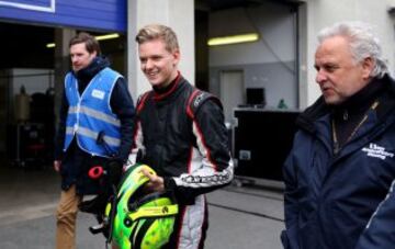 Estreno del alemán Mick Schumacher en la F-4.