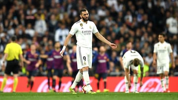 Real Madrid: Mourinho lays into "soft, unhappy" team after Clásico