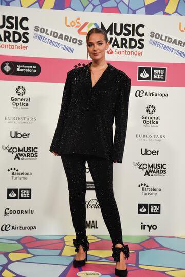 La influencer Laura Escanes durante el photocall de Los40 Music Awards.