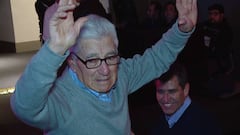 El emotivo homenaje que recibió un ciclista de 82 años