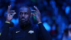 ATLANTA, GEORGIA - JANUARY 30: LeBron James #23 of the Los Angeles Lakers reacts during player intros prior to facing the Atlanta Hawks at State Farm Arena on January 30, 2024 in Atlanta, Georgia. NOTE TO USER: User expressly acknowledges and agrees that, by downloading and/or using this photograph, user is consenting to the terms and conditions of the Getty Images License Agreement.   Kevin C. Cox/Getty Images/AFP. (Photo by Kevin C. Cox/Getty Images) (Photo by Kevin C. Cox / GETTY IMAGES NORTH AMERICA / Getty Images via AFP)