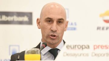 Rubiales, a Tebas: "A las personas que reaccionan airadamente hay que seguir dándoles cariño"