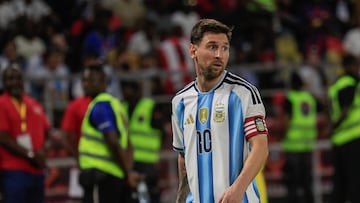 El momento en el que todo Angola se burló de Messi en el juego