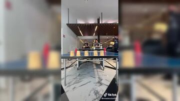 Diego Lainez y Erick Gutiérrez compiten para saber quién tiene el mejor tino