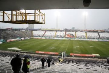 Estadio Monumental | Santiago: Santiago tendr&aacute; dos recintos. La casa de Colo Colo ser&aacute; parte de la Copa Am&eacute;rica, albergando su primer torneo de este tipo, aunque ya ha recibido partidos eliminatorios. Con capacidad para 47.347 personas, ser&aacute; su estreno en este tipo de cotejos.