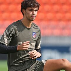 João Félix se entrena al margen y podría rotar ante el Lokomotiv