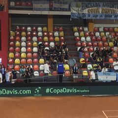 El especial cántico argentino que recordó la eliminación de la Roja