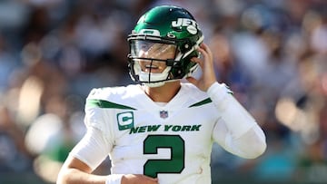 The New York Jets second year quarterback Zach Wilson has had more downs than ups this year, but it seems like coach Robert Saleh is still backing his QB.