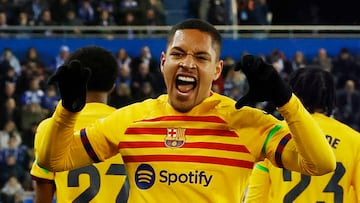 Soccer Football - LaLiga - Deportivo Alaves v FC Barcelona - Estadio Mendizorroza, Vitoria-Gasteiz, Spain - February 3, 2024 FC Barcelona's Vitor Roque celebrates scoring their third goal REUTERS/Vincent West