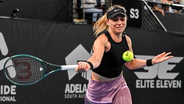 Spain�s Paula Badosa hits a return against USA's Peyton Stearns during their women's singles match at the Adelaide International tennis tournament in Adelaide on January 6, 2025. (Photo by Brenton Edwards / AFP) / --IMAGE RESTRICTED TO EDITORIAL USE - STRICTLY NO COMMERCIAL USE�--