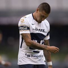 Nicolás Castillo se despidió de la afición de Pumas