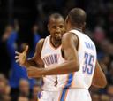Westbrook y el mejor Ibaka meten a OKC en zona de playoffs