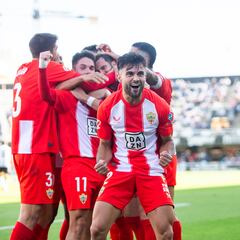 Sergio Arribas tumba al colista