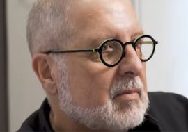 Antonio Abreu, experto peluquero: “La cana sale por falta de pigmentación. No hace que si te la arrancas se multiplique”