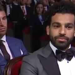 La mirada de Ramos a Salah que Inglaterra califica de "incómoda"