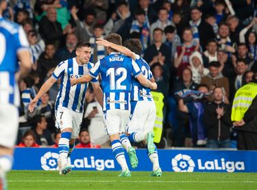 2-0. Ander Barrenetxea celebra el segundo tanto que anota en el minuto 84 de encuentro.