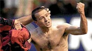 <B>GOLEADOR EN EL CAMP NOU</B>. Alfredo logró el tanto de la victoria la pasada temporada.