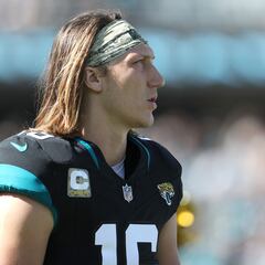 Who are the oldest and youngest players in the NFL this season?