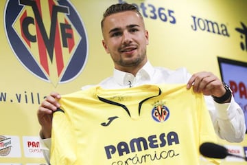 Ontiveros, presentado como nuevo jugador del Villarreal.