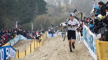 Van Aert, obligado a tener un cronómetro por su lentitud