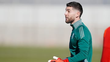 Luca Zidane, en un entrenamiento con el Granada.