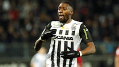 Cameroon’s Karl Toko-Ekambi wins Foé prize