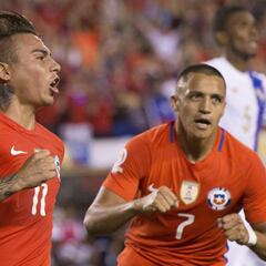La imbatible racha de Chile con Alexis y Vargas anotando