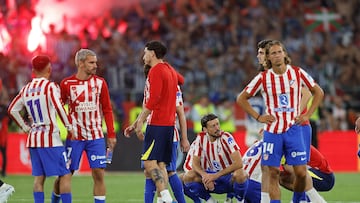 18/04/26 PARTIDO FINAL COPA DEL REY EN LA CARTUJA
ATLETICO DE MADRID - REAL SOCIEDAD
TRISTEZA DE LOS JUGADORES DEL ATLETICO DE MADRID