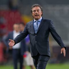 Rubén Omar Romano apunta para ser DT del Mazatlán