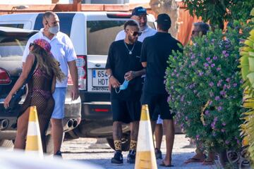 Neymar de vacaciones en Ibiza