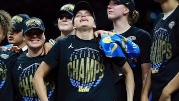 PHOENIX, ARIZONA - APRIL 05: Gabriela Jaquez #11 of the UCLA Bruins celebrates after the victory against the South Carolina Gamecocks in the National Championship of the NCAA Women's Basketball Tournament at Mortgage Matchup Center on April 05, 2026 in Phoenix, Arizona. Sarah Stier/Getty Images/AFP (Photo by Sarah Stier / GETTY IMAGES NORTH AMERICA / Getty Images via AFP)