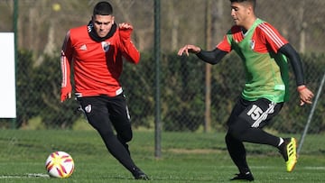 El colombiano Juan Fernando Quintero es una de las dudas que maneja Marcelo Gallardo en River para enfrentar a Boca en la final de Copa Libertadores.