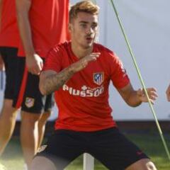 Griezmann: "Trabajo para alcanzar a Messi y Ronaldo"