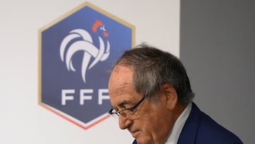 Incumbent president of French football federation (FFF) and candidate for his own succession Noel Le Graet (C) delivers a speech prior to the vote on March 13, 2021 in Paris. (Photo by FRANCK FIFE / AFP)