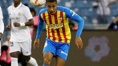 Samuel Lino, ante el Real Madrid.